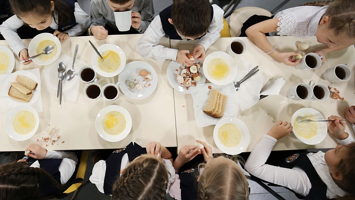 Минпросвещение не утверждало список рекомендуемых продуктов для детей