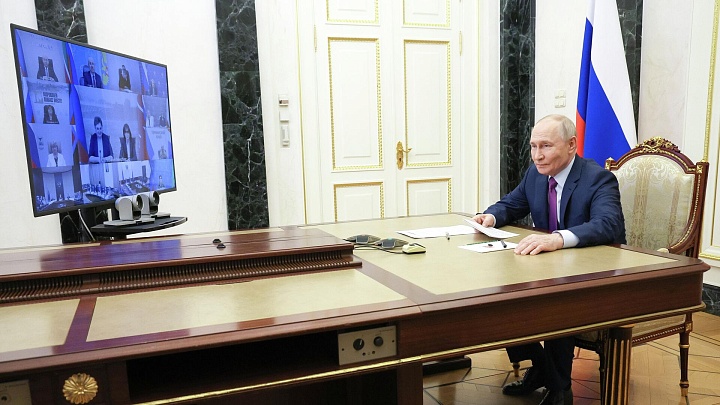 Путин отметил снижение издания книг на языках народов Дагестана
