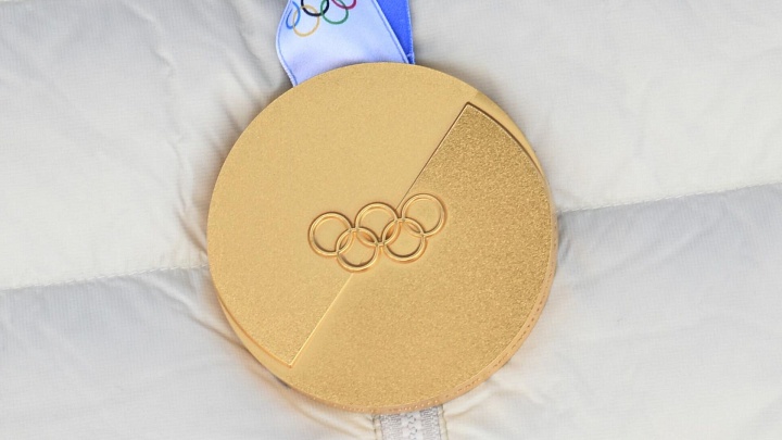 Японцы в соцсетях сравнили медали Олимпиады без России с пузырем