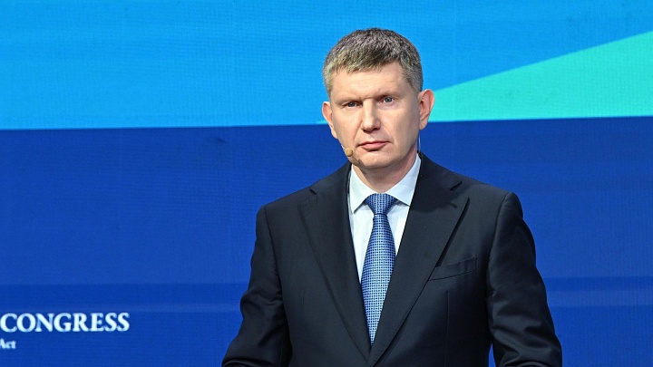 Решетников: спрос на рабочую силу в России остается высоким
