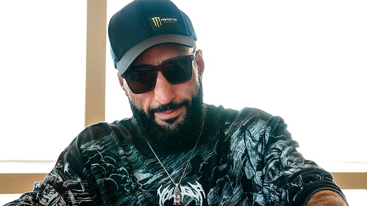 Экс-чемпион UFC после победы Усика назвал бокс коррумпированным